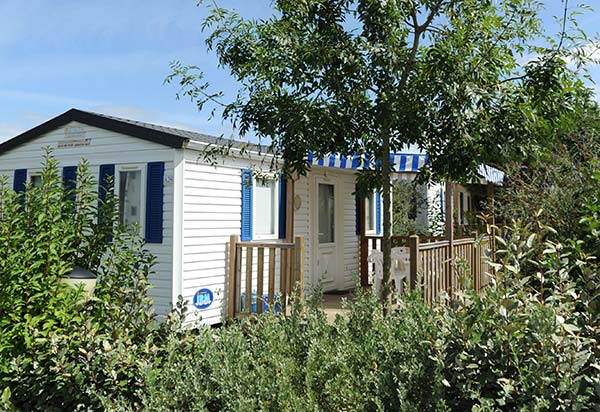 Chalet en location au camping Parc de Bellevue près de Royan et La Palmyre