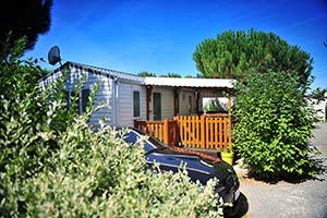 Mobile home for rent at the Parc de Bellevue campsite in Arvert near La Palmyre and Oléron