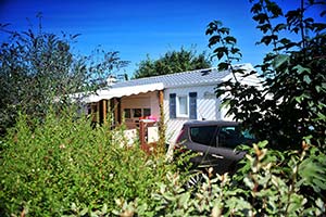 Mobile home rental for families at the Parc de Bellevue campsite in Arvert, Charente-Maritime